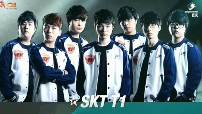 Faker回归赛场,战术调整首场状态亮眼,SKT观众沸腾! Faker回归赛场,战术调整首场状态亮眼,SKT观众沸腾!